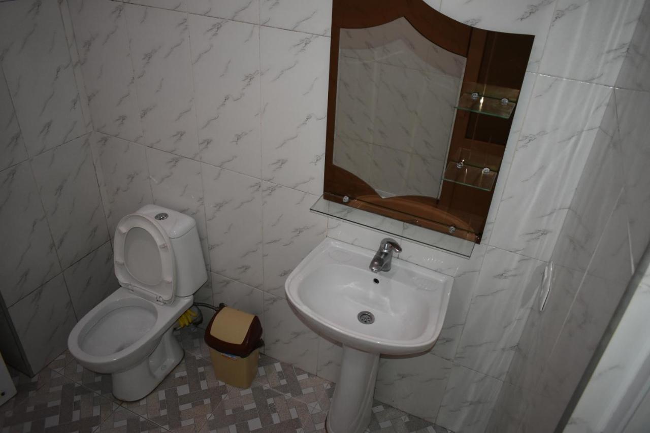 Ucha'S Apartment Batumi Eksteriør billede