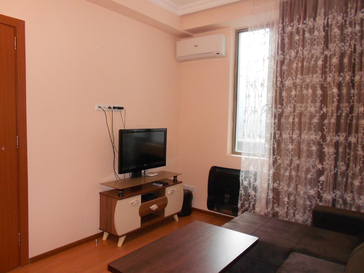 Ucha'S Apartment Batumi Eksteriør billede