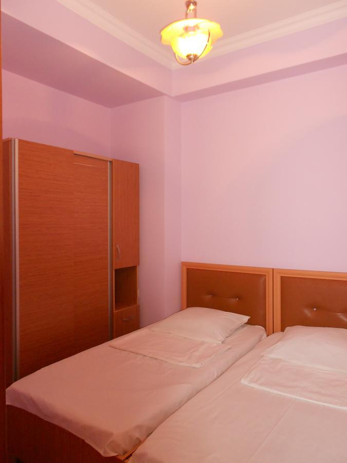 Ucha'S Apartment Batumi Eksteriør billede