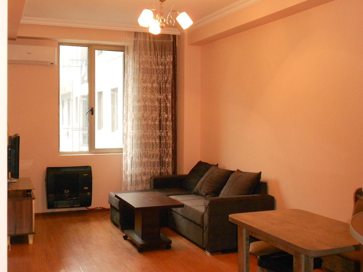 Ucha'S Apartment Batumi Eksteriør billede