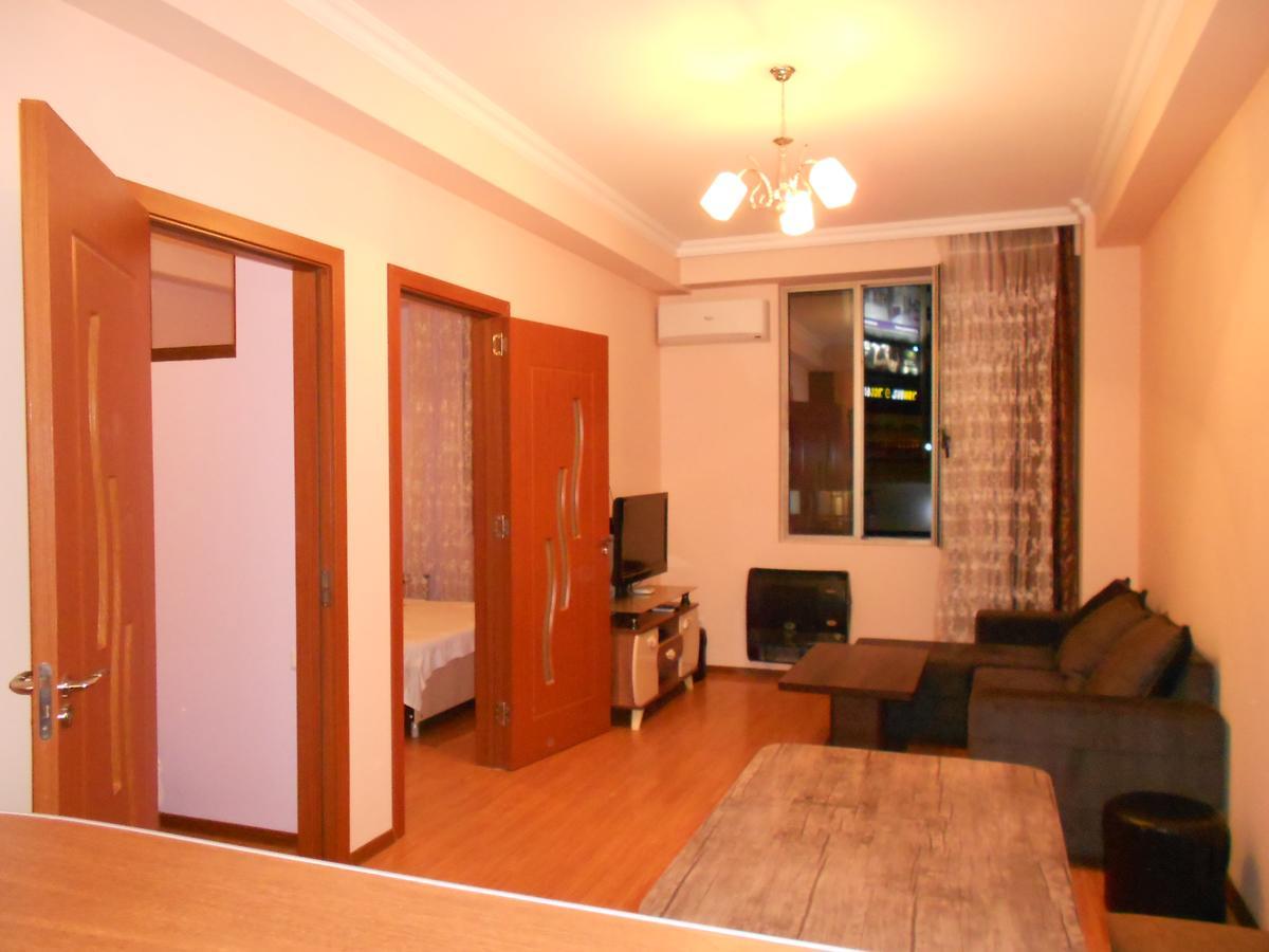Ucha'S Apartment Batumi Eksteriør billede